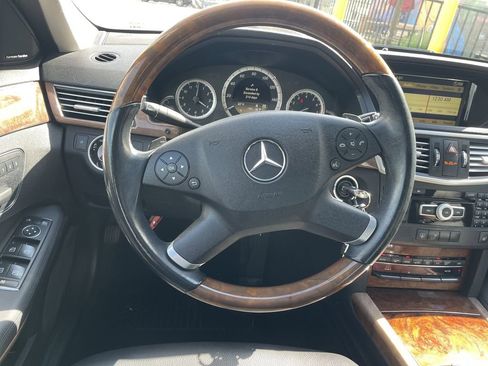 Used 2012 Mercedes-Benz E 350 4MATIC Sedan image 16
