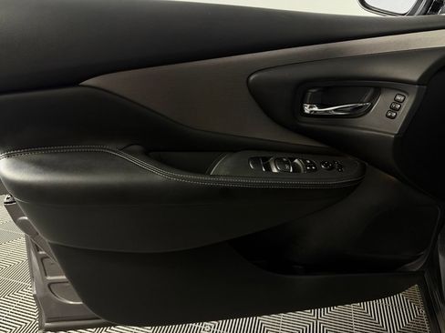 Used 2024 Nissan Murano SL FWD image 25