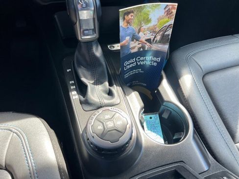 Certified 2023 Ford Bronco Black Diamond image 13