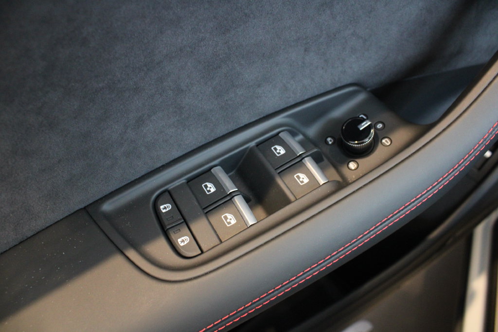 New 2026 Audi SQ8 Prestige AWD/4WD image 8