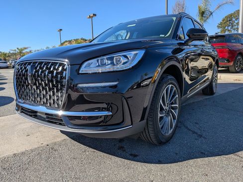 New 2026 Lincoln Corsair Reserve image 8