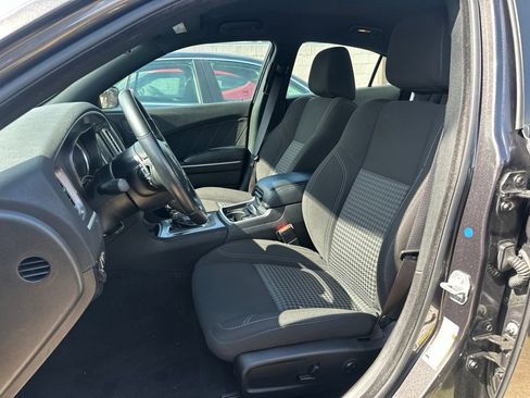 Used 2021 Dodge Charger SXT w/ Driver Convenience Group AWD/4WD image 10