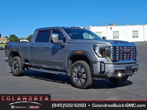 Used 2024 GMC Sierra 2500 Denali w/ Denali Reserve Package AWD/4WD image 1