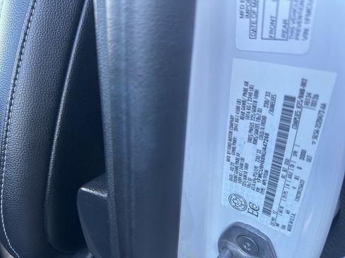 Used 2022 Ford Escape SEL image 20