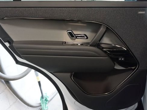 New 2025 Land Rover Range Rover Sport Dynamic SE image 28