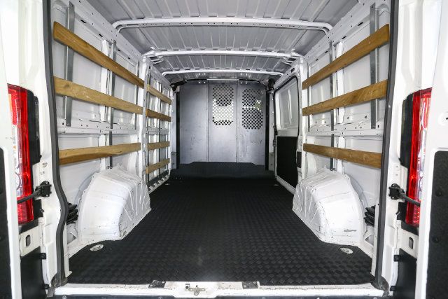 Used 2025 RAM ProMaster 2500 w/ U-Haul Equipment Group FWD image 10