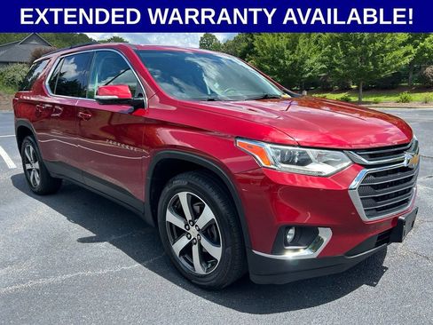 Used 2020 Chevrolet Traverse LT w/ LT Premium Package FWD image 13
