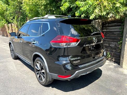 Used 2018 Nissan Rogue SL w/ Premium Package image 6