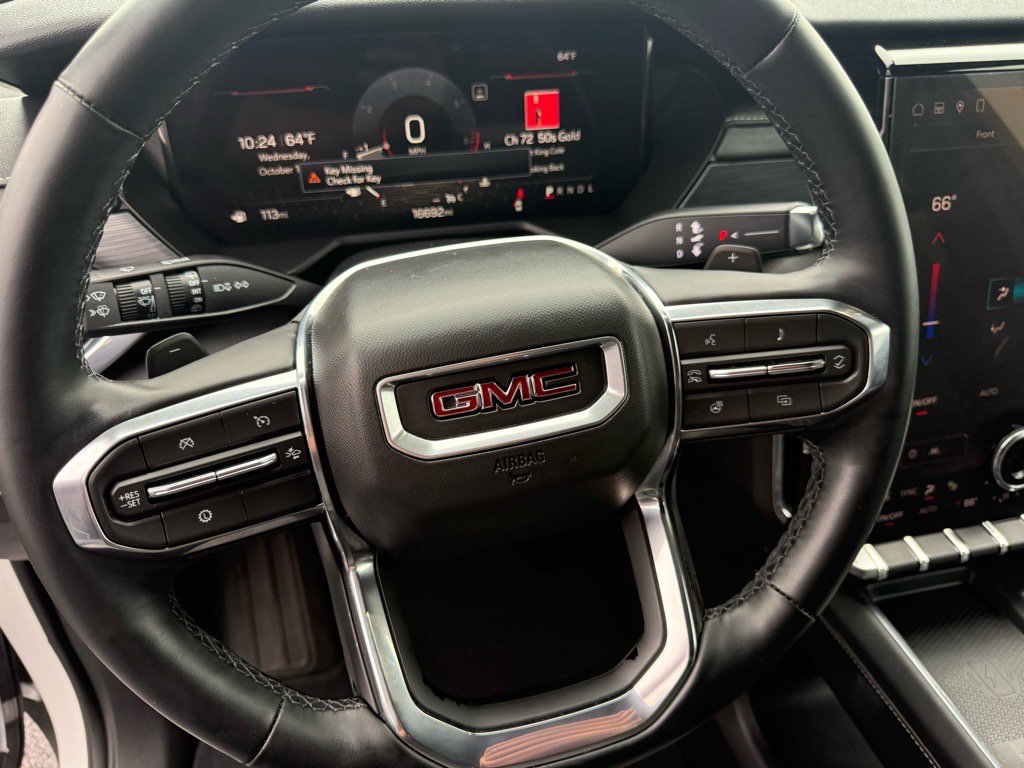 Used 2025 GMC Acadia Elevation FWD image 18
