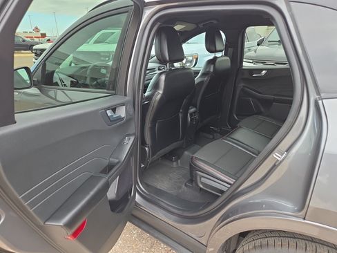 Used 2023 Ford Escape ST-Line Select w/ Tech Pack #2 AWD/4WD image 44