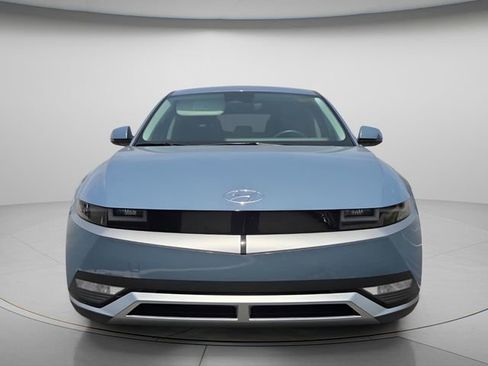 Used 2023 Hyundai Ioniq 5 SE image 4