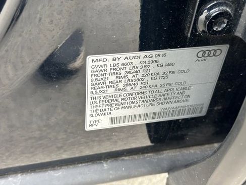 Used 2017 Audi Q7 3.0T Prestige image 38