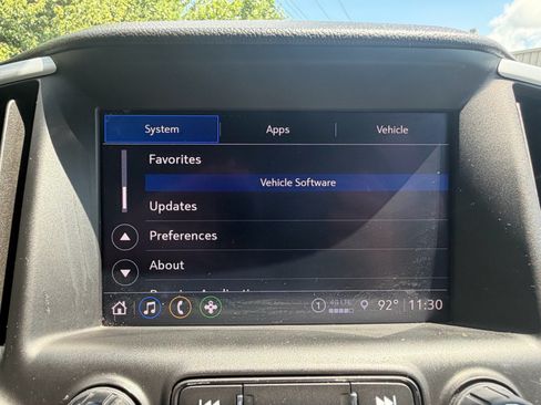 Used 2023 GMC Terrain SLT FWD image 43