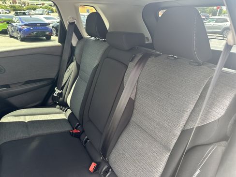 Used 2021 Nissan Rogue SV AWD/4WD image 22