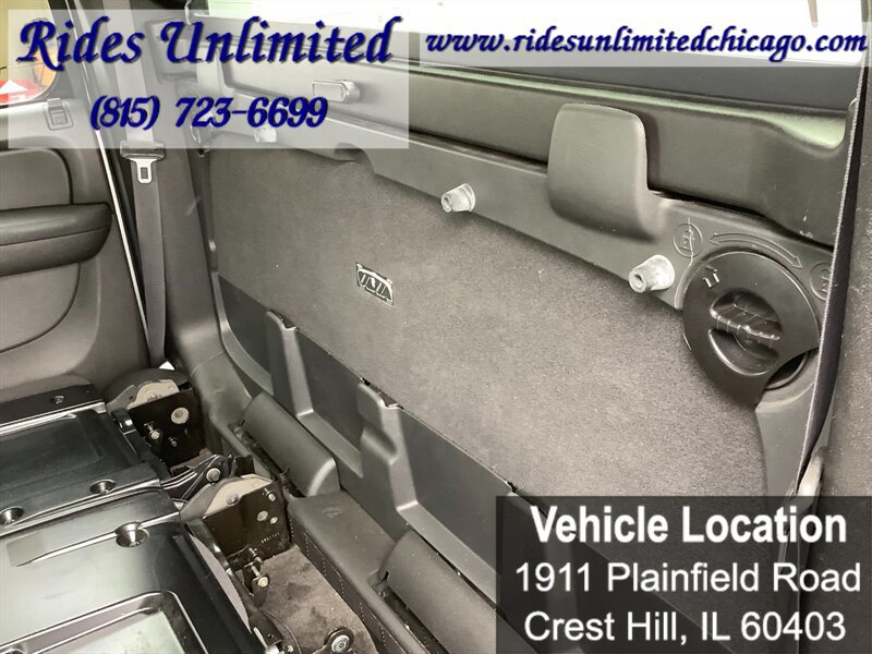 Used 2013 Chevrolet Avalanche LS RWD image 29