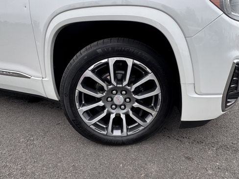 Used 2021 GMC Acadia Denali w/ Denali Ultimate Package image 4