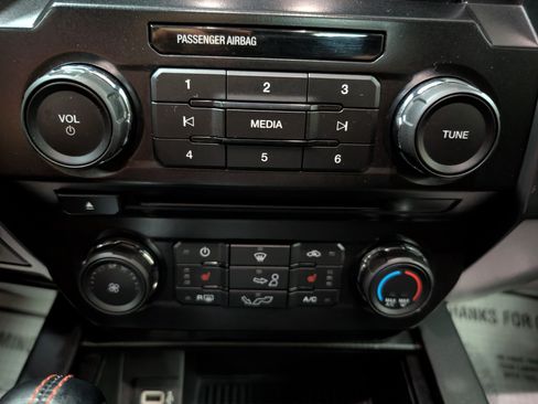 Used 2017 Ford F150 XLT w/ Equipment Group 302A Luxury AWD/4WD image 22