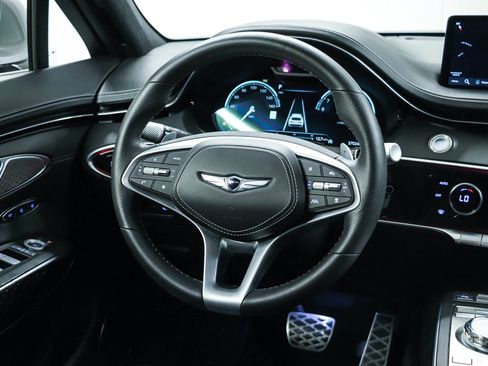 Used 2023 Genesis GV70 3.5T Sport w/ Sport Prestige Package AWD/4WD image 15