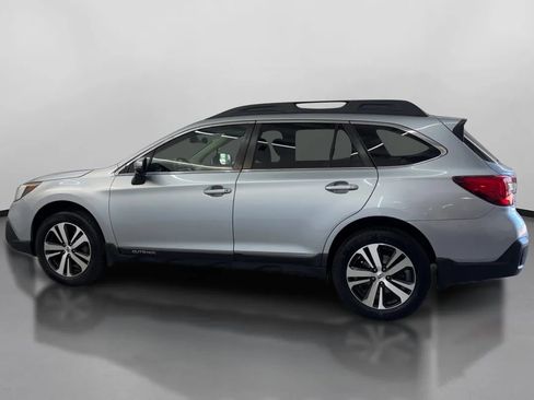 Used 2019 Subaru Outback 2.5i Limited AWD/4WD image 5