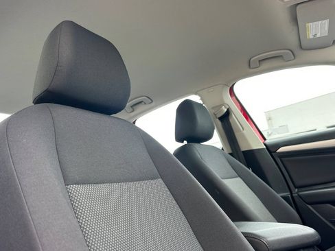 Used 2021 Volkswagen Jetta S FWD image 19