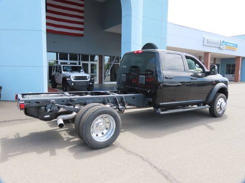 New 2026 RAM 5500 Tradesman AWD/4WD image 7