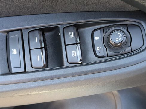 Used 2024 Subaru Crosstrek 2.0i AWD/4WD image 14