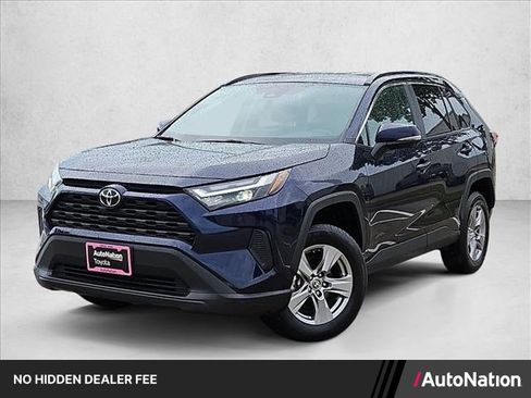 Used 2025 Toyota RAV4 XLE AWD/4WD image 1