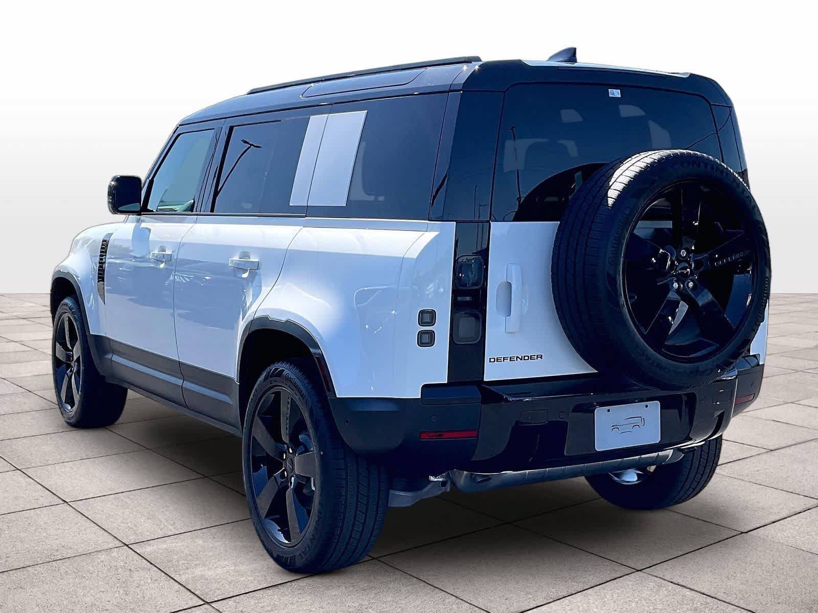 New 2026 Land Rover Defender 110 S AWD/4WD image 3