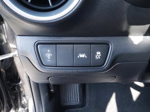Used 2021 Kia Forte LXS FWD image 15
