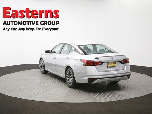 Used 2024 Nissan Altima 2.5 SV image 65