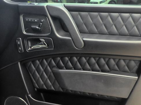 Used 2016 Mercedes-Benz G 63 AMG 4MATIC image 34