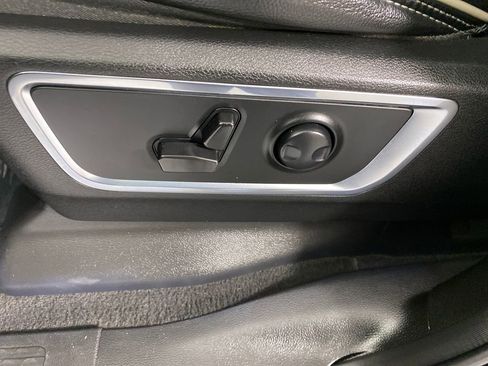 Used 2024 RAM 1500 Laramie image 8