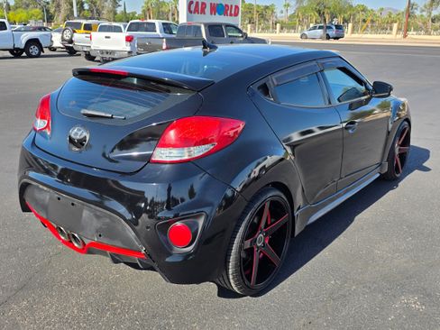 Used 2015 Hyundai Veloster Turbo w/ Option Group 04 FWD image 5