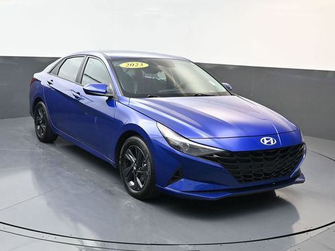 Certified 2023 Hyundai Elantra SEL image 1