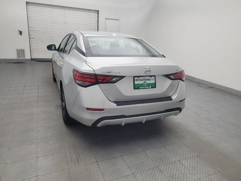 Used 2022 Nissan Sentra SV FWD image 6