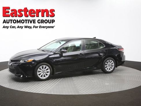 Used 2019 Toyota Camry LE w/ Convenience Package FWD image 57