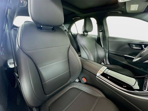 Certified 2026 Mercedes-Benz C 300 4MATIC Sedan image 37