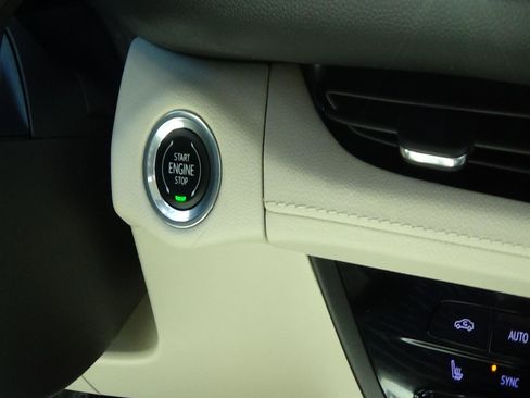 Used 2021 Buick Envision Preferred FWD image 27