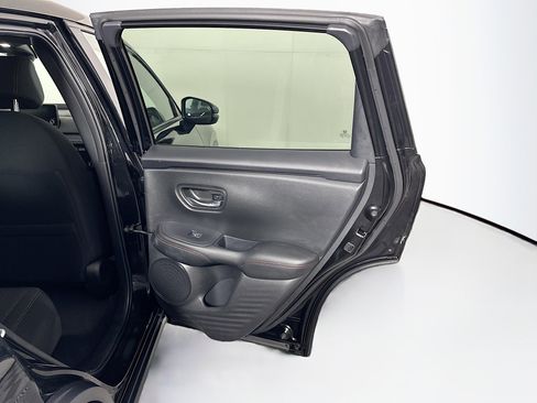 Used 2025 Honda HR-V Sport image 30