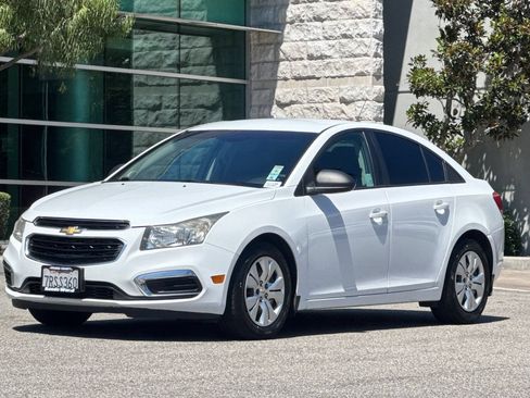 Used 2016 Chevrolet Cruze LS FWD image 8