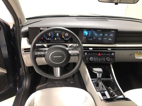 New 2026 Hyundai Tucson SE image 26