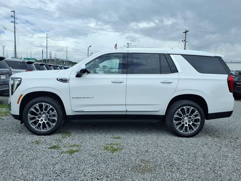 New 2026 GMC Yukon Denali w/ LPO, Floor Liner Package AWD/4WD image 4