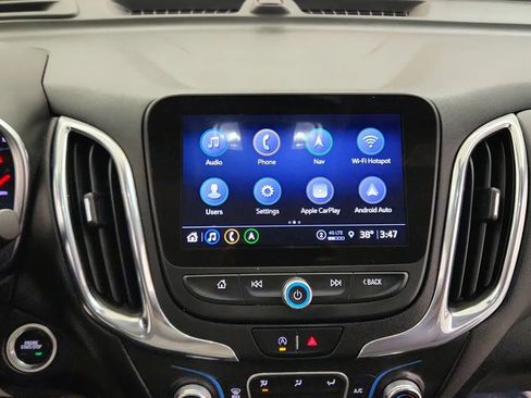 Used 2022 Chevrolet Equinox LT image 24