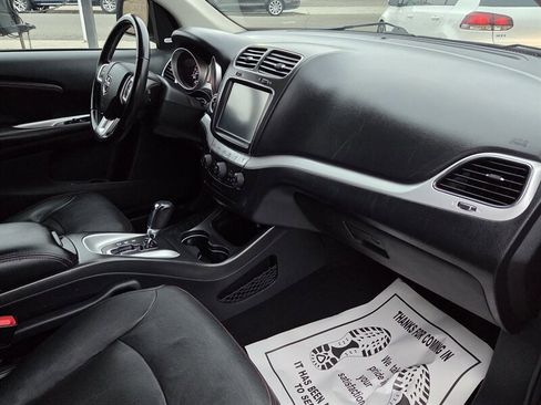 Used 2019 Dodge Journey GT image 24