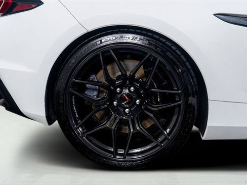 Used 2024 Chevrolet Corvette Z06 image 9