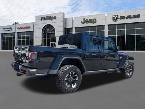 New 2026 Jeep Gladiator Rubicon image 3