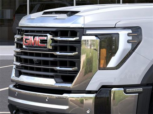 New 2026 GMC Sierra 2500 SLT w/ Texas SLT Premium Package image 13