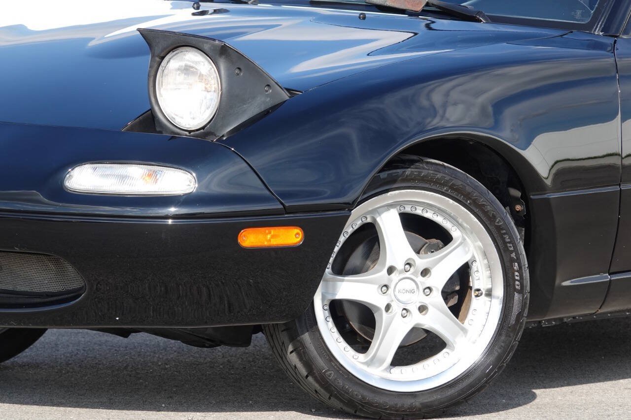 Used 1996 MAZDA MX-5 Miata RWD image 12