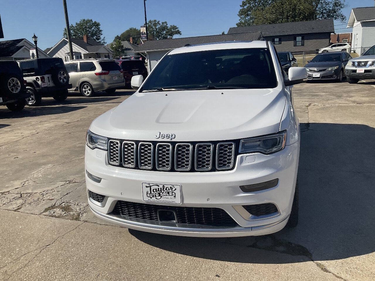 Used 2017 Jeep Grand Cherokee Summit w/ Platinum Series Group RWD image 8