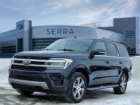 Certified 2022 Ford Expedition XLT image 1